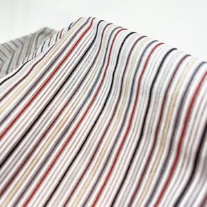 Poliester-Pruge u pokretu