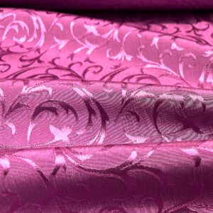 barokna tkanina u roza nijansama