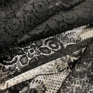 crna čipka sa bordurom