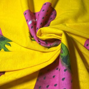 tkanina sa motivom jagoda