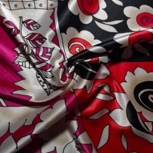 saten tkanina sa cvetnim uzorkom