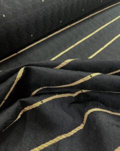 crni mebl štof sa zlatnim prugama