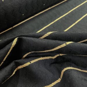crni mebl štof sa zlatnim prugama