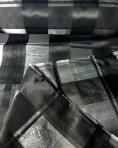 sivi balon od taft svile