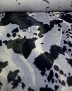 veštačko krzno u crno-belim tonovima