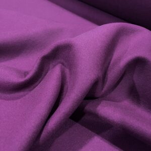 Purpurna čoja od 100% vune, meka i gusta