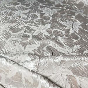 Sedefni žakard brokat sa krinkl teksturom