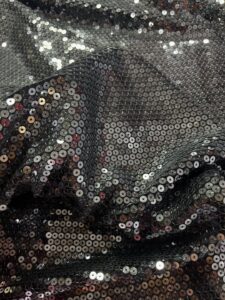 Materijal sa krupnim srebrnim šljokicama